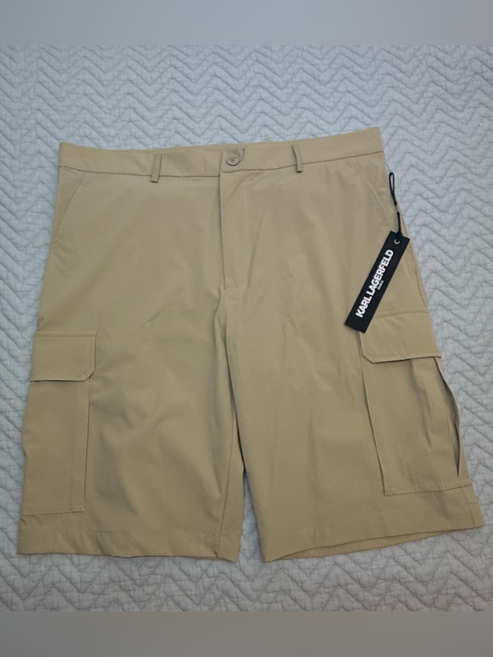 Karl Lagerfeld Men’s Performance Stretch Cargo Shorts Khaki